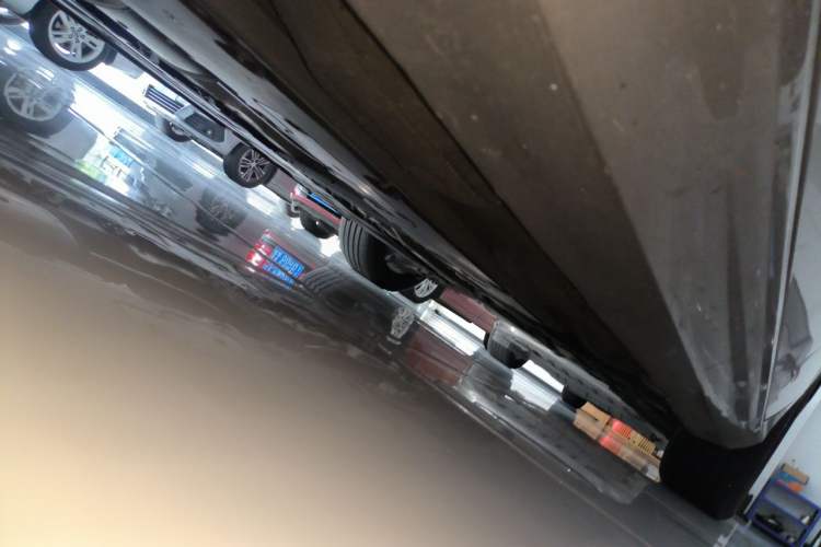 Used Volvo S60 2023 B4 Zhiyi Luxury Edition Chassis Front Left