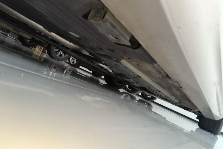 Used Volvo S60 2023 B4 Zhiyi Luxury Edition Chassis Rear Right