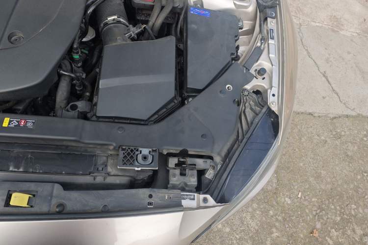 Used Volvo S60 2023 B4 Zhiyi Luxury Edition Engine Bay Left