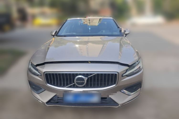 Used Volvo S60 2023 B4 Zhiyi Luxury Edition Front