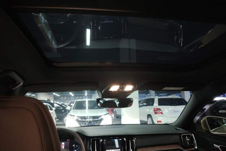 Used Volvo S60 2023 B4 Zhiyuan Luxury Edition Headliner