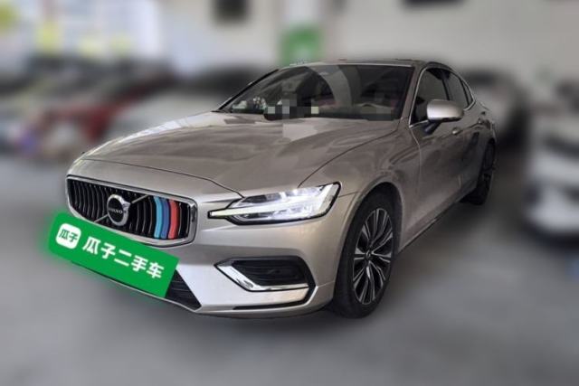 Gebrauchter Volvo S60 2023 B4 Zhiyuan Luxury Edition
