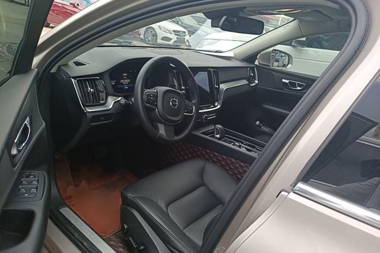 Used Volvo S60 2023 B4 Zhiyi Luxury Edition Left Front Seat