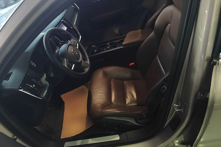 Used Volvo S60 2023 B4 Zhiyi Luxury Edition Left Front Seat
