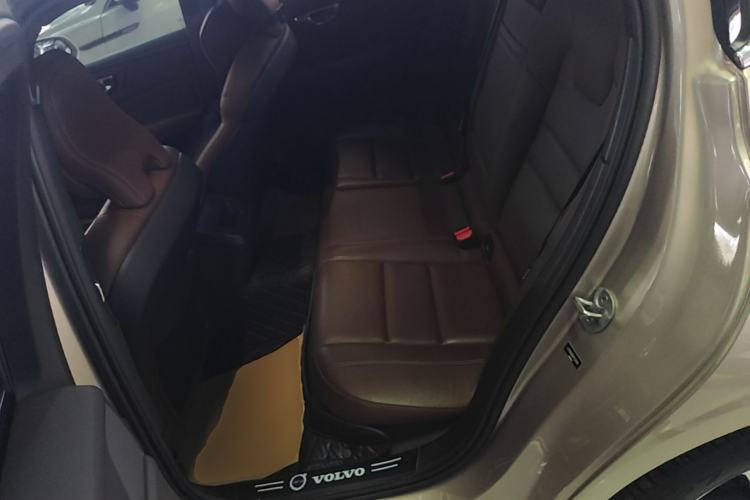 Used Volvo S60 2023 B4 Zhiyi Luxury Edition Left Rear Seat