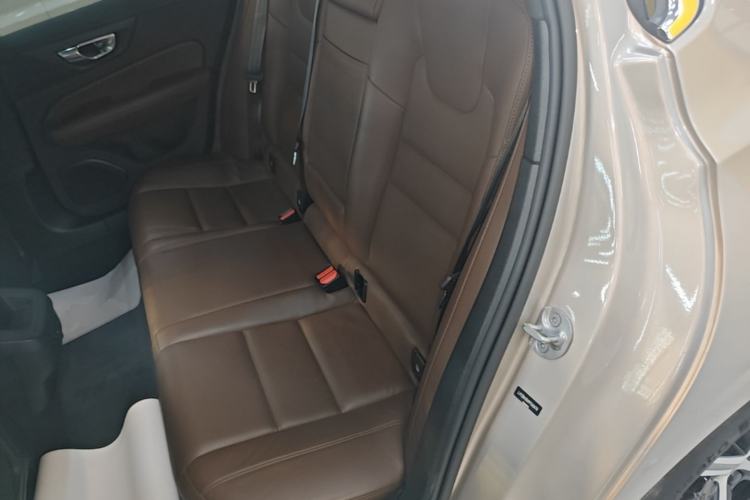 Used Volvo S60 2023 B4 Zhiyi Luxury Edition Left Rear Seat