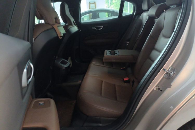 Used Volvo S60 2023 B4 Zhiyi Luxury Edition Left Rear Seat