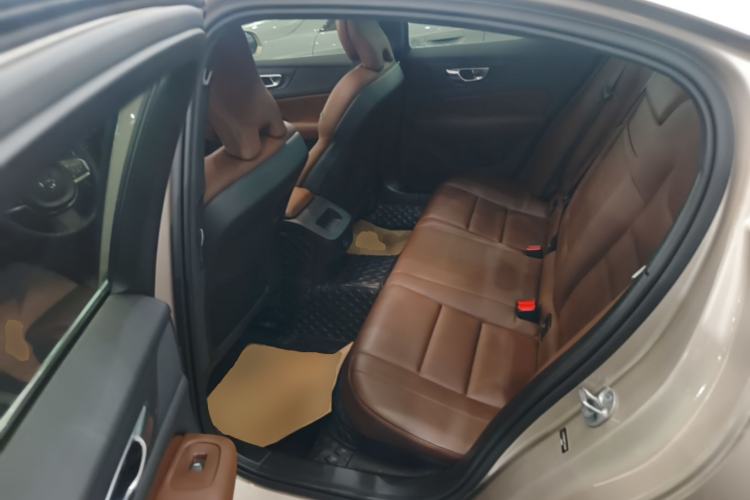 Used Volvo S60 2023 B4 Zhiyi Luxury Edition Left Rear Seat