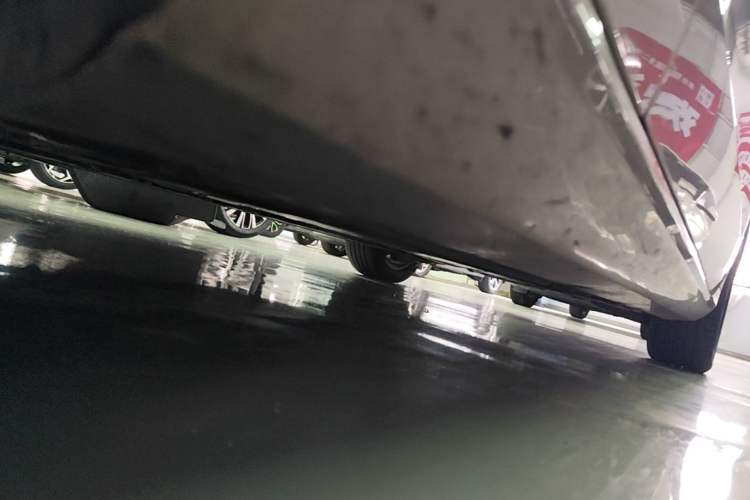 Used Volvo S60 2023 B4 Zhiyi Luxury Edition Left Side Sill