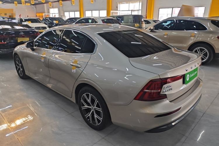 Used Volvo S60 2023 B4 Zhiyi Luxury Edition Rear Left 45 Deg