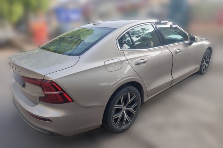 Used Volvo S60 2023 B4 Zhiyi Luxury Edition Rear Right 45 Deg