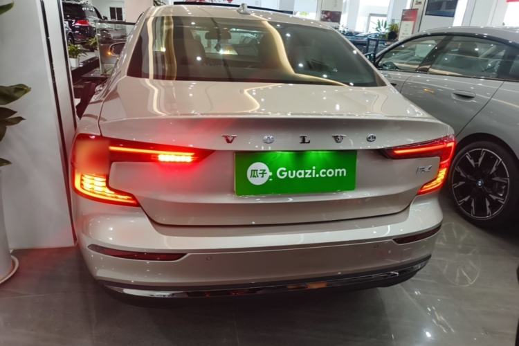 Used Volvo S60 2023 B4 Zhiyi Luxury Edition Rear