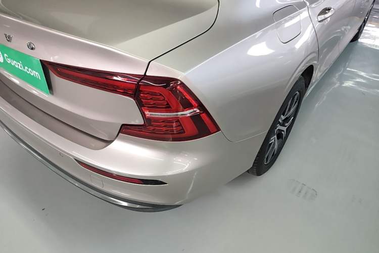 Used Volvo S60 2023 B4 Zhiyi Luxury Edition Right Rear Taillight