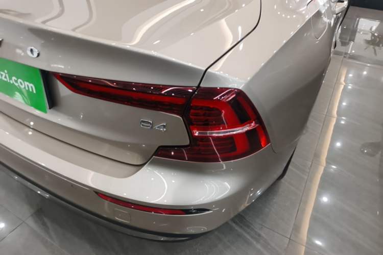 Used Volvo S60 2023 B4 Zhiyi Luxury Edition Right Rear Taillight