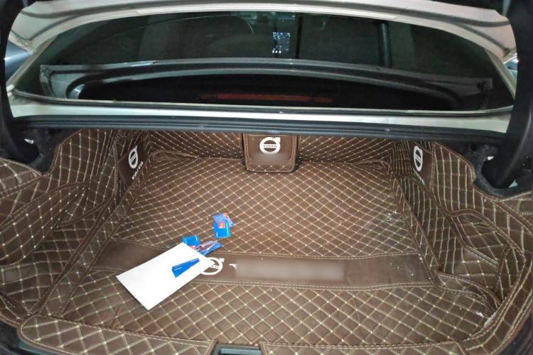 Used Volvo S60 2023 B4 Zhiyuan Luxury Edition Trunk