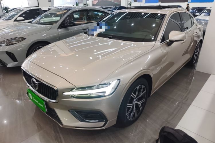 Used Volvo S60 2023 B4 Zhiyi Luxury Edition Guazi used car, China used car export, Used car for sale, Used  cars, Cheapest cars for sale