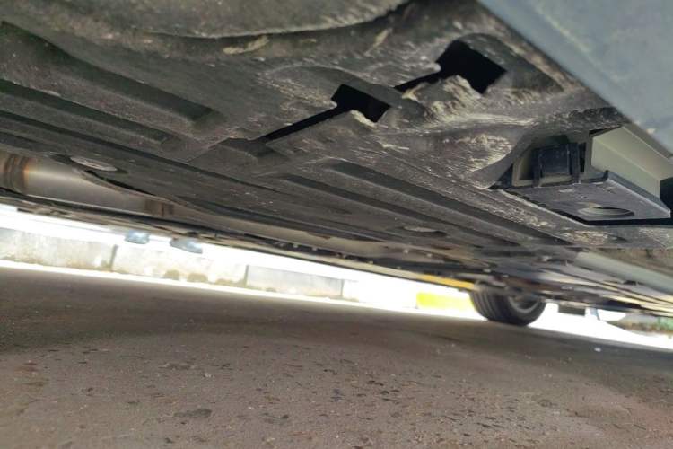 Used Volvo S60 2023 B4 Zhiyi Luxury Edition Chassis Rear Right