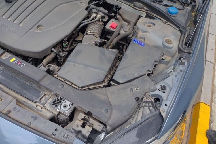 Used Volvo S60 2023 B4 Zhiyi Luxury Edition Engine Bay Left