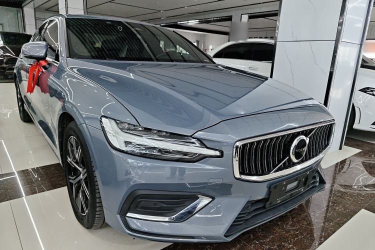 Used Volvo S60 2023 B4 Zhiyi Luxury Edition Exterior 1