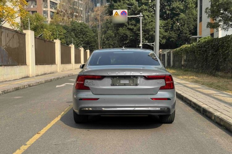 Used Volvo S60 2023 B4 Zhiyuan Luxury Edition Exterior 6