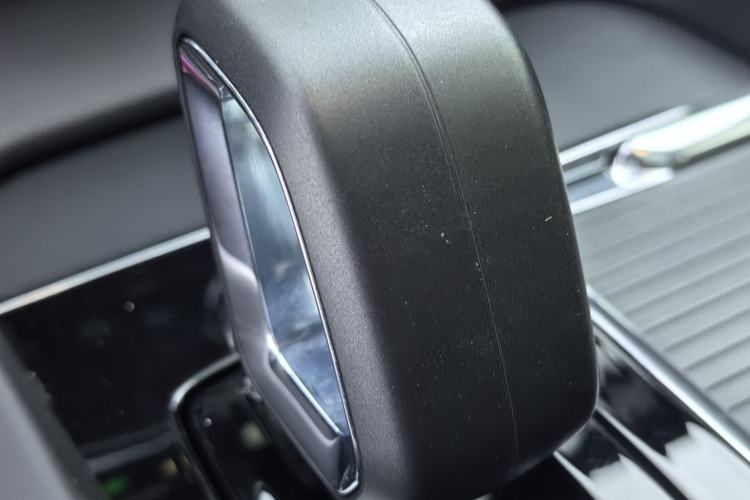 Used Volvo S60 2023 B4 Zhiyi Luxury Edition Gear Lever