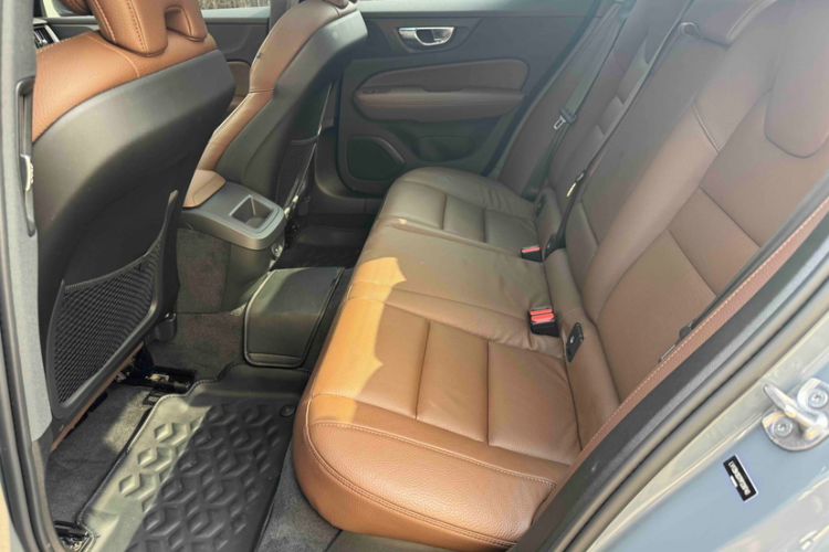 Used Volvo S60 2023 B4 Zhiyuan Luxury Edition Interior 3