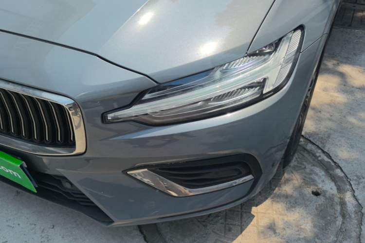 Used Volvo S60 2023 B4 Zhiyi Luxury Edition Left Front Headlight