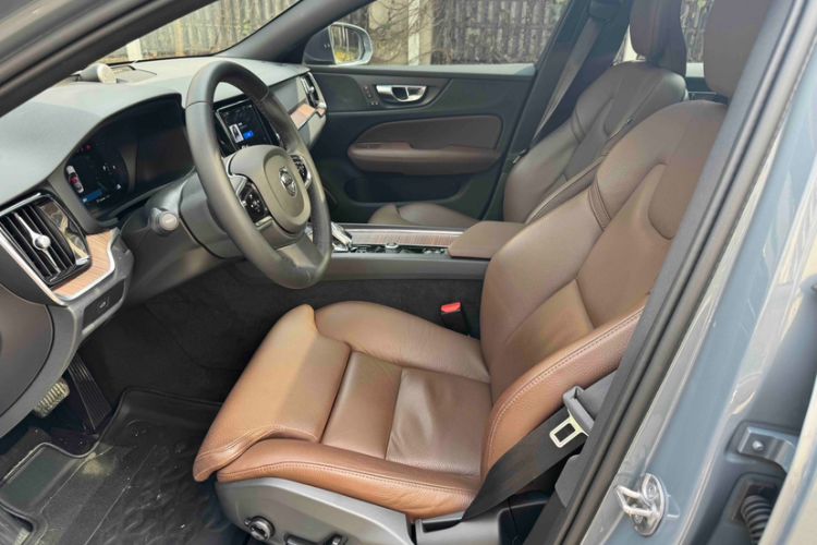 Used Volvo S60 2023 B4 Zhiyuan Luxury Edition Left Front Seat