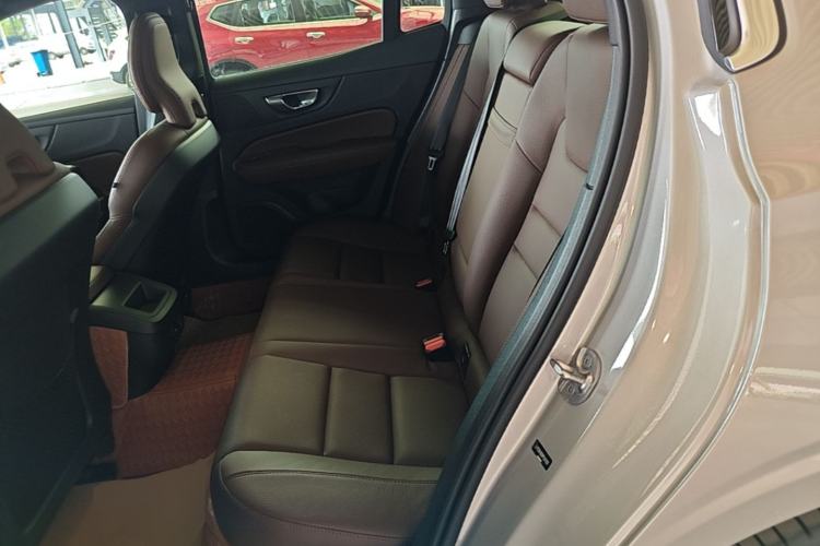 Used Volvo S60 2023 B4 Zhiyi Luxury Edition Left Rear Seat