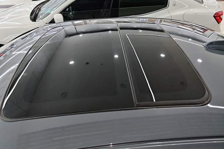 Used Volvo S60 2023 B4 Zhiyi Luxury Edition Roof