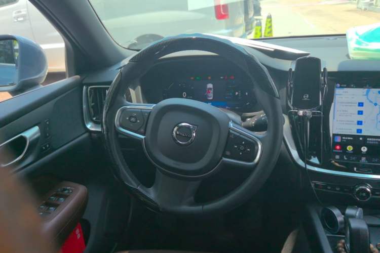 Used Volvo S60 2023 B4 Zhiyi Luxury Edition Steering Wheel