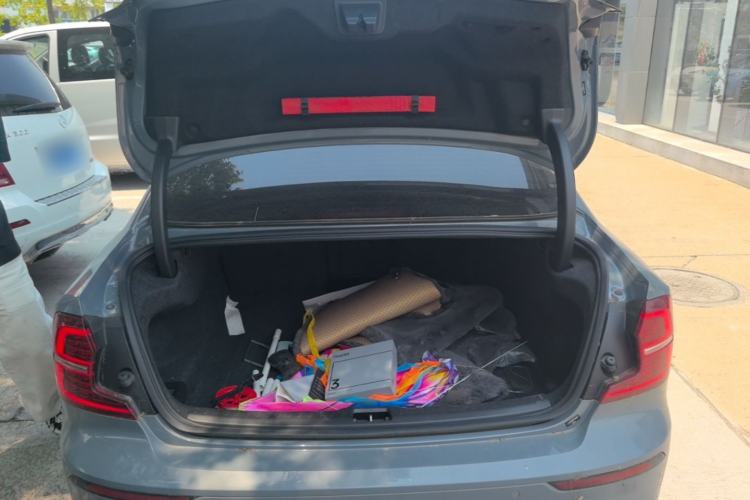 Used Volvo S60 2023 B4 Zhiyi Luxury Edition Trunk