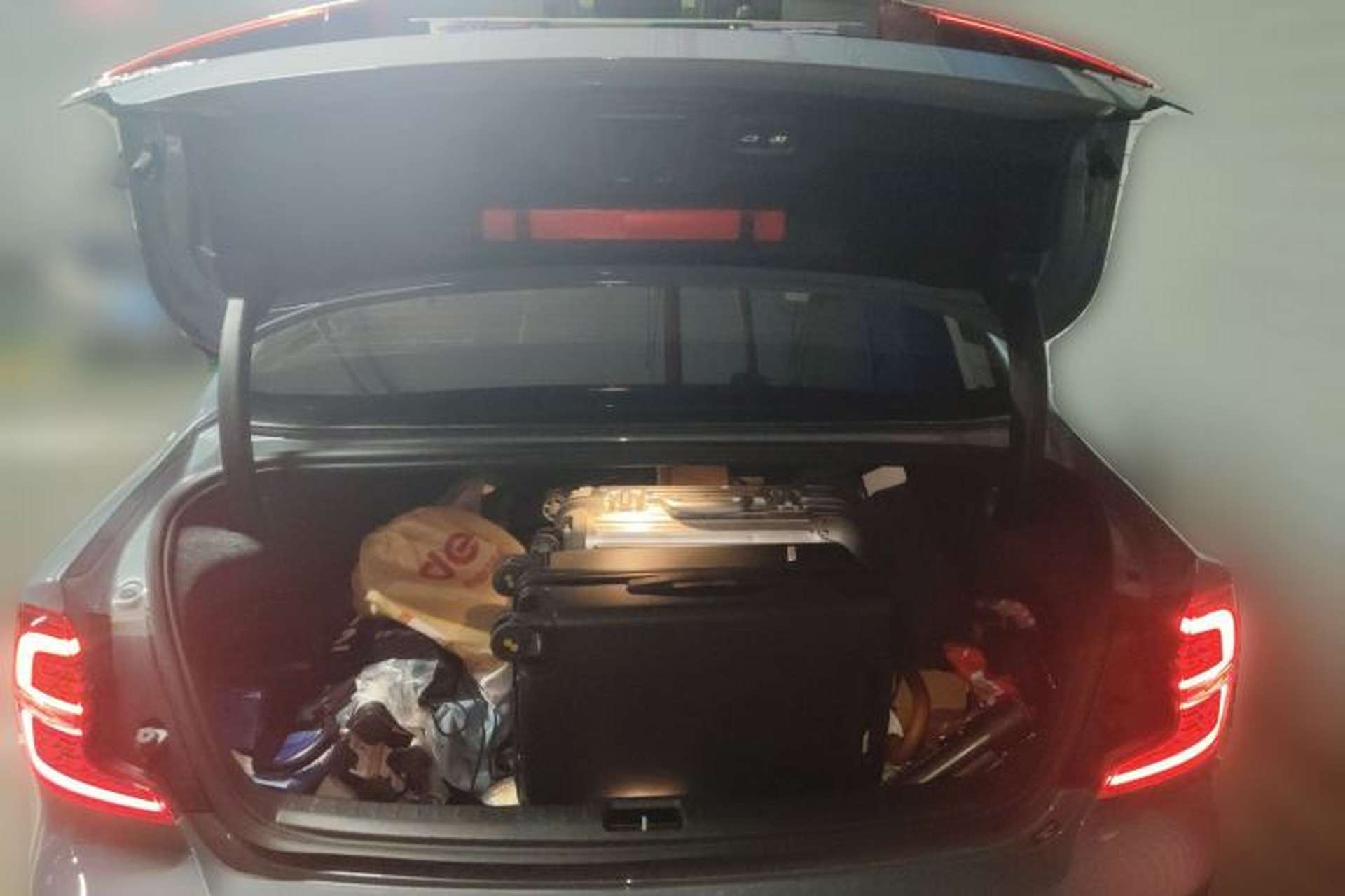 Used Volvo S60 2023 B4 Zhiyi Luxury Edition Trunk
