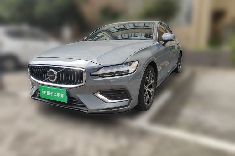 Used Volvo S60 2023 B4 Zhiyi Luxury Edition
