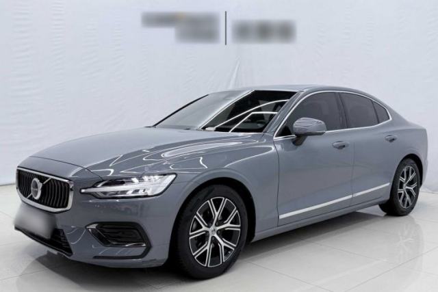 Used Volvo S60 2023 B4 Zhiyi Luxury Edition