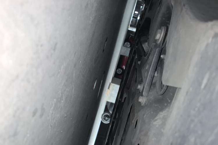 Used Volvo S60 2023 B4 Zhiyi Luxury Edition Chassis Front Left