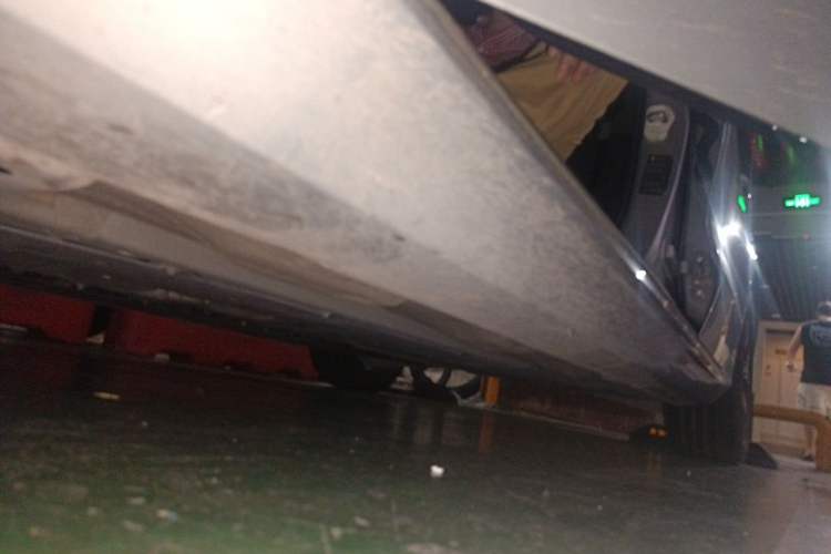Used Volvo S60 2023 B4 Zhiyi Luxury Edition Chassis Front Left