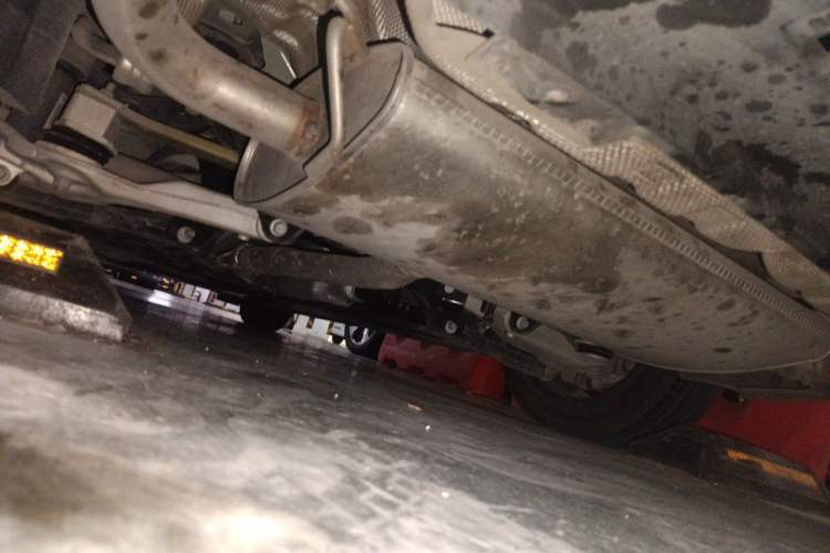 Used Volvo S60 2023 B4 Zhiyi Luxury Edition Chassis Rear
