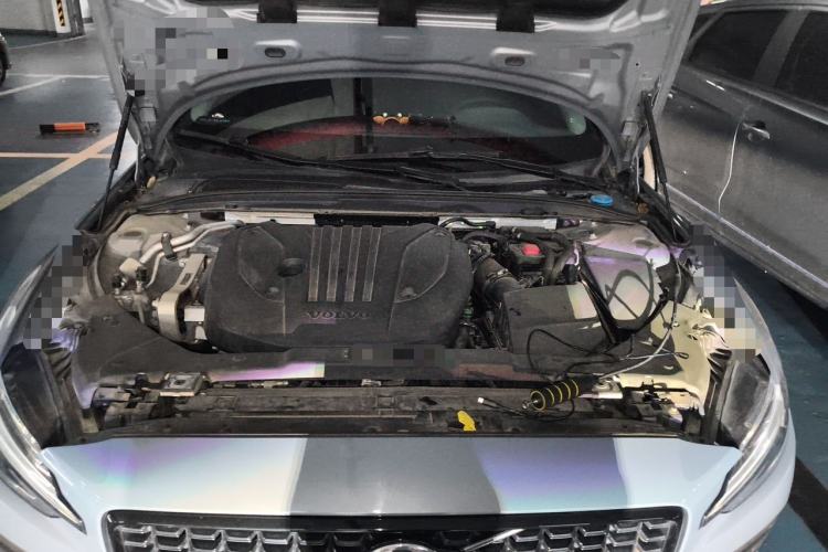 Used Volvo S60 2023 B4 Zhiyi Luxury Edition Engine Bay
