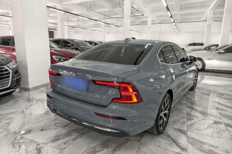 Used Volvo S60 2023 B4 Zhiyi Luxury Edition Exterior 5