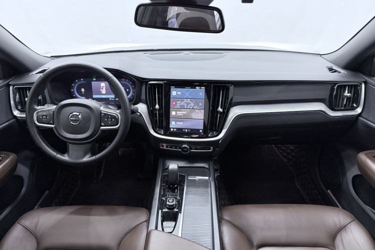Used Volvo S60 2023 B4 Zhiyi Luxury Edition Interior 1