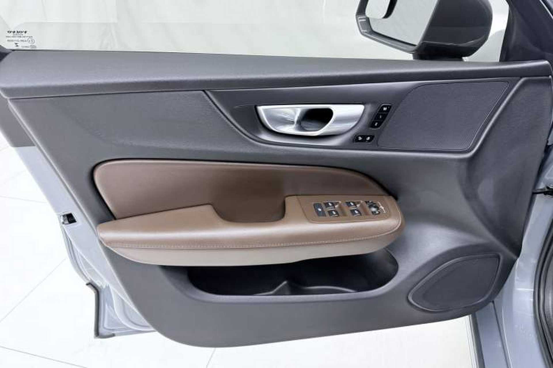 Used Volvo S60 2023 B4 Zhiyi Luxury Edition Interior 8