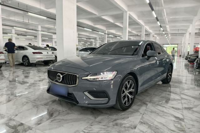 Used Volvo S60 2023 B4 Zhiyi Luxury Edition