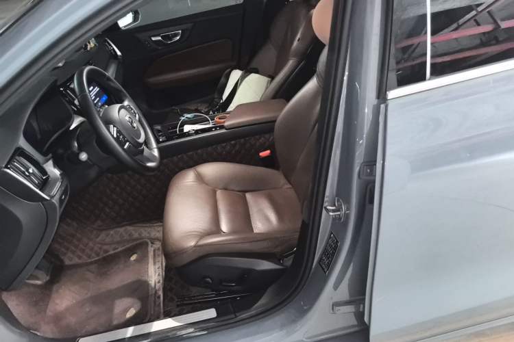 Used Volvo S60 2023 B4 Zhiyi Luxury Edition Left Front Seat