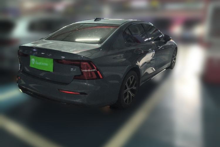 Used Volvo S60 2023 B4 Zhiyi Luxury Edition Rear Right 45 Deg