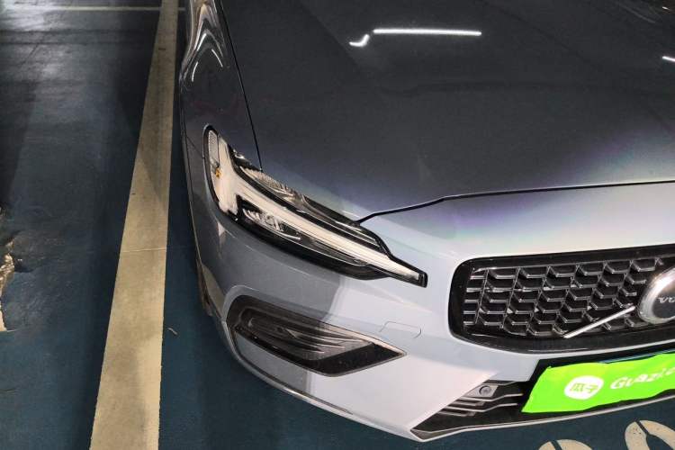 Used Volvo S60 2023 B4 Zhiyi Luxury Edition Right Front Headlight