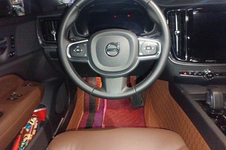 Used Volvo S60 2023 B4 Zhiyi Luxury Edition Steering Wheel