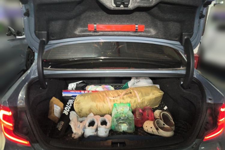 Used Volvo S60 2023 B4 Zhiyi Luxury Edition Trunk