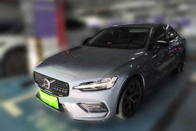 Used Volvo S60 2023 B4 Zhiyi Luxury Edition