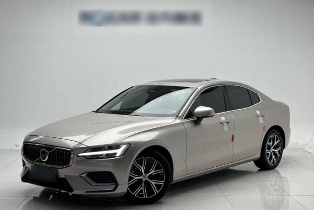 Used Volvo S60 2023 B4 Zhiyi Luxury Edition